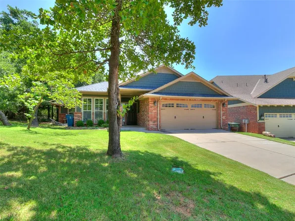 200 Nature Ln, Edmond, OK 73013