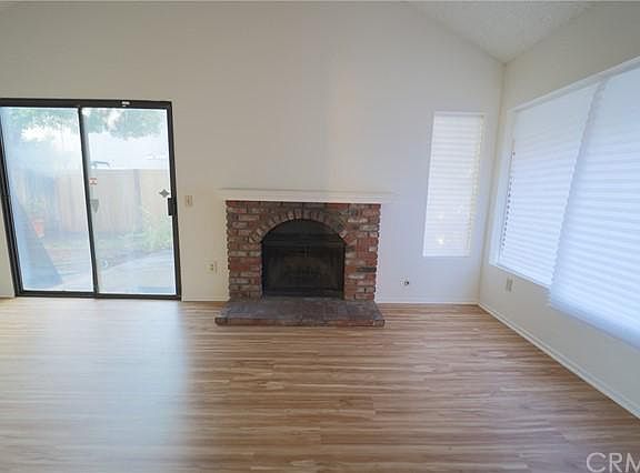 3rd image of 2058 E Yale St APT A
