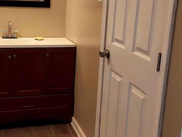408 Westmeade Dr — Photo 10