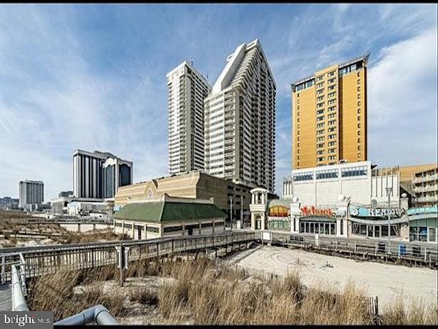 1st image of 3101 Boardwalk #3402-2