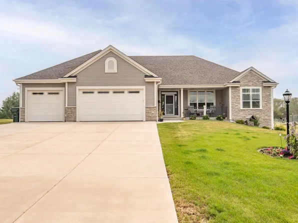W226S9342 Ripple Brook COURT, Big Bend, WI 53103