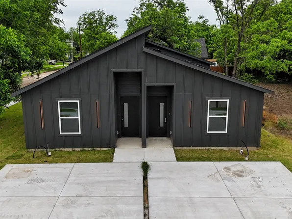 2910 Bourland St, Greenville, TX 75401