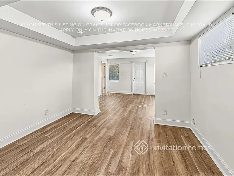 107 Ronald Rd — Photo 7