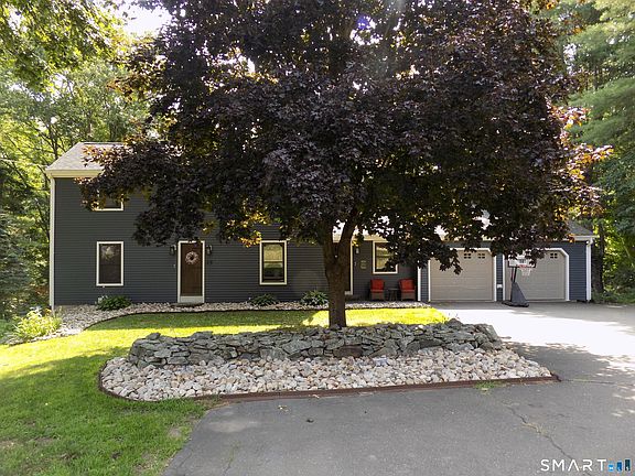 3rd image of 28 Intervale Road