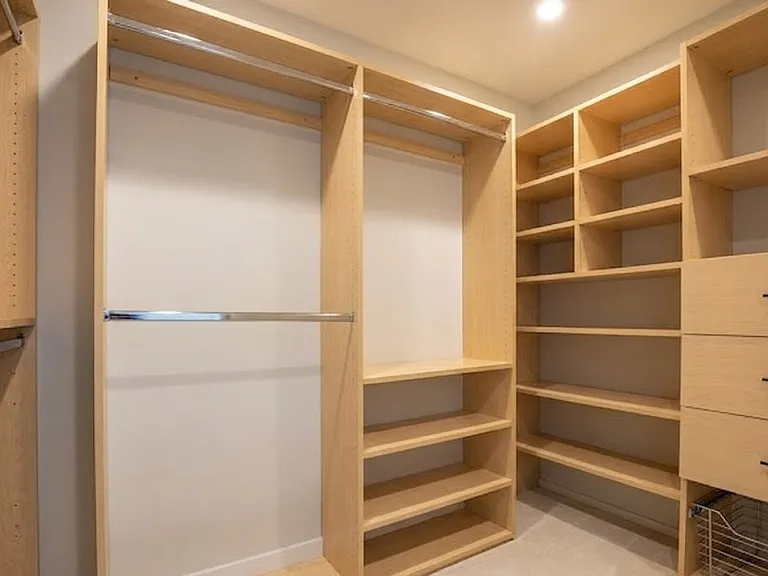 1430 S Beverly Glen Blvd #303 — Photo 9