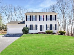 30 Spencer Hill Ct, Warwick, RI 02886