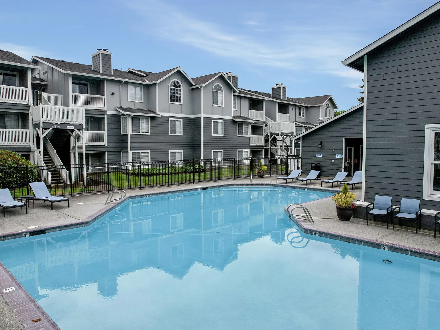 Walnut Grove Landing — Photo 1