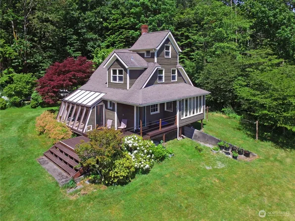 24194 Taree Drive NE, Kingston, WA 98346