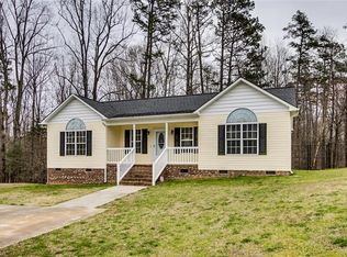 520 Sunrise Ave, Asheboro, NC 27203
