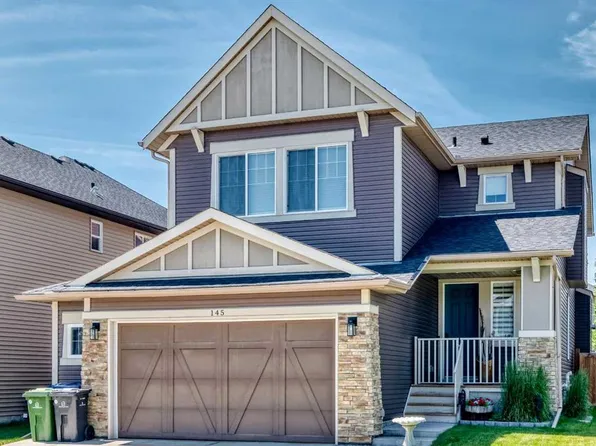 145 E Kinniburgh Gdns, Chestermere, AB T1X 0R7