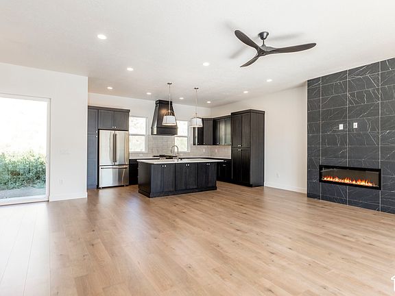 2nd image of 497 W Ascent Dr #212