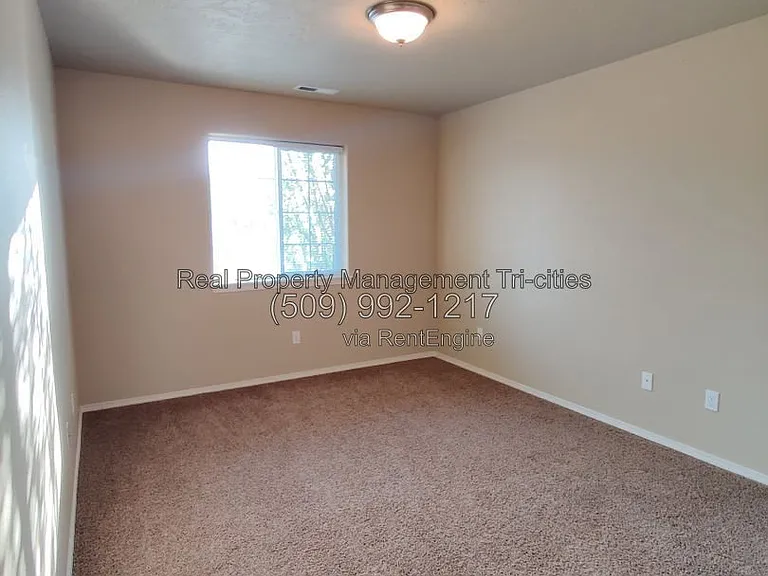 2667 Torrey Pines Way — Photo 28