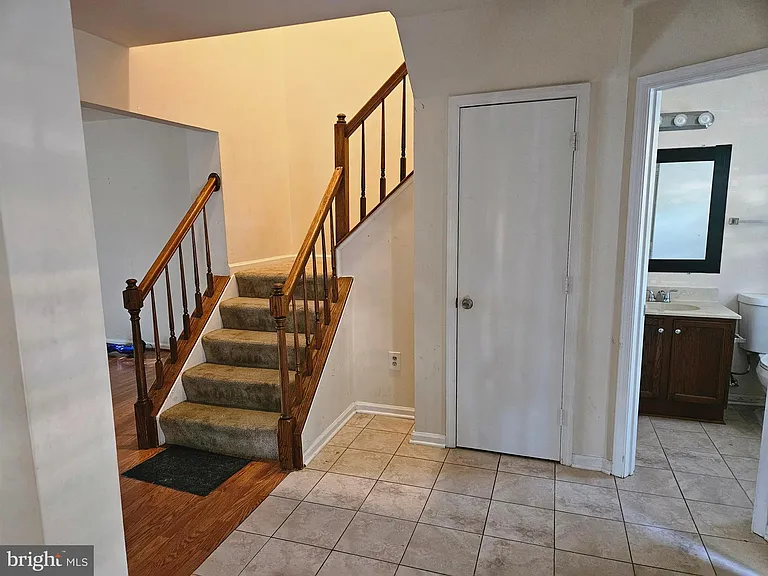 Wind Ridge Dr — Photo 4