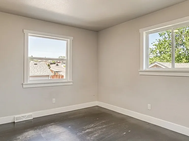 482 W 80th Ave — Photo 21