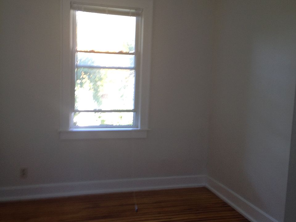 1st image of 62 Woodbridge Ave