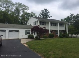 14 Heights Ter, Middletown, NJ 07748