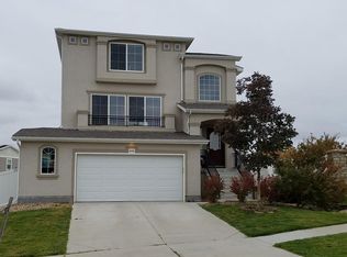 20285 Robins Dr, Denver, CO 80249