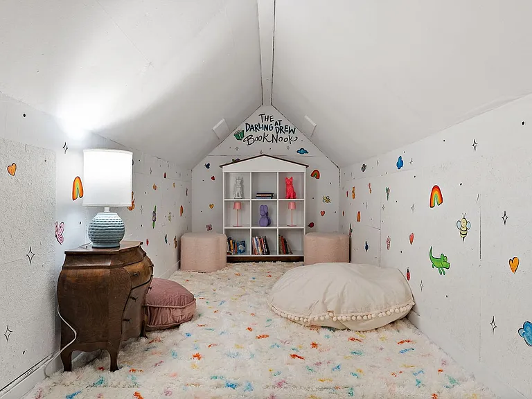 Reading Area