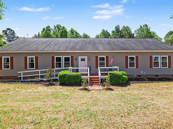 3rd image of 921 Sweet Raspberry Ln