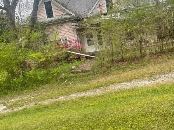 233 Railroad St, Sparta, GA 31087