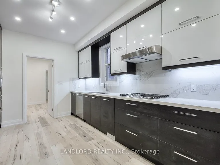 100 Massey St #MAIN BSMT — Photo 2