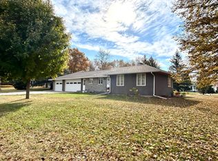 717 Court Ave, Gaylord, MN 55334