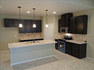 4th image of 6805 Summer Wind Dr
