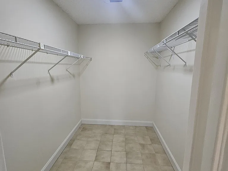 3752 Arelia Dr S — Photo 42