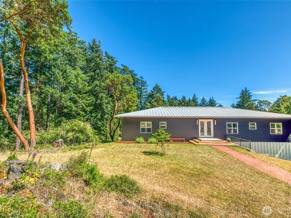 125 Mossywoods Lane, Orcas Island, WA 98280