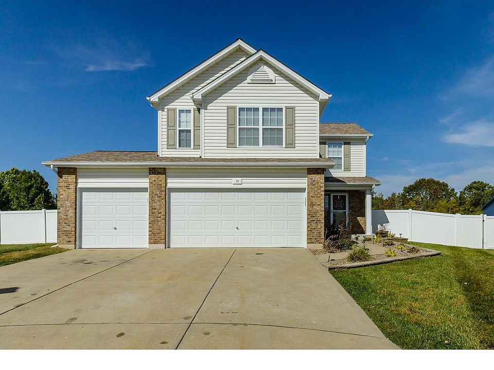 1st image of 15 Swaying Pine Ln