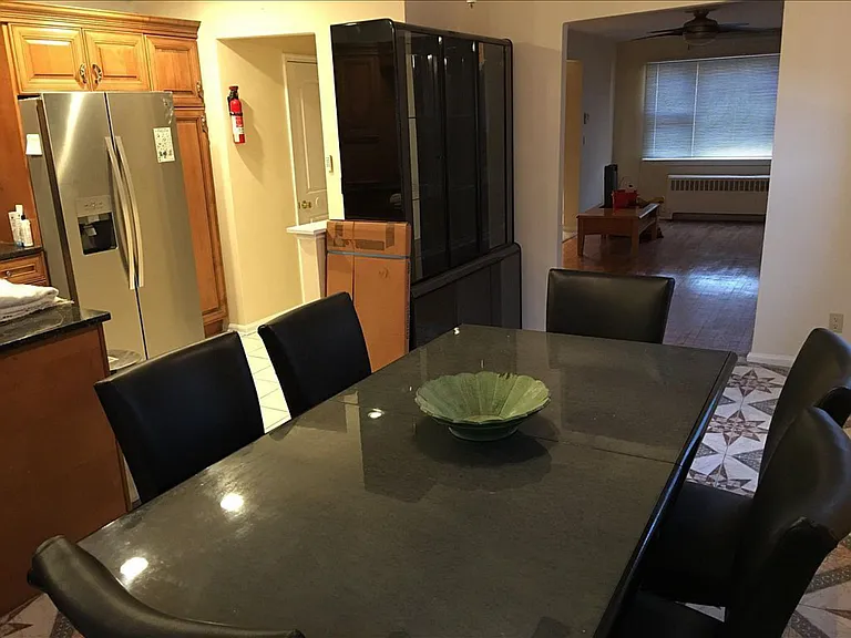 1128 Lydig Ave #2 — Photo 7