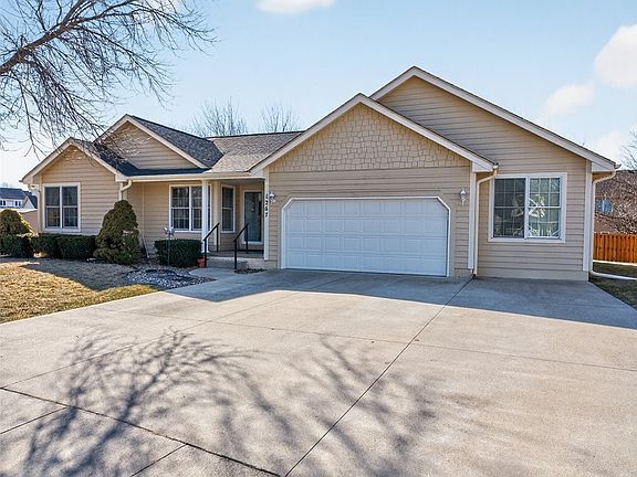 3rd image of 1267 Bentwood Ct