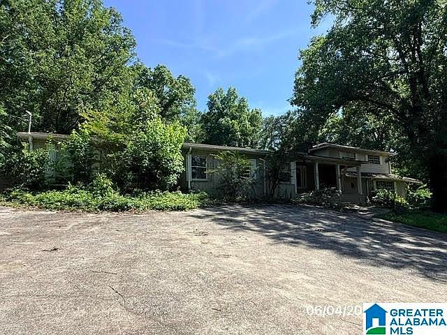 1st image of 450 Kent Dairy Rd