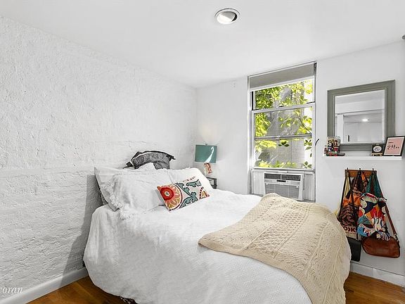 3rd image of 237 W 15th St APT 3-C