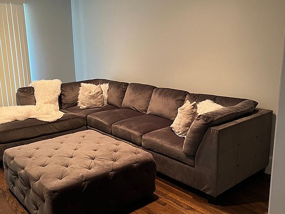 5th image of 20150 Winchester St