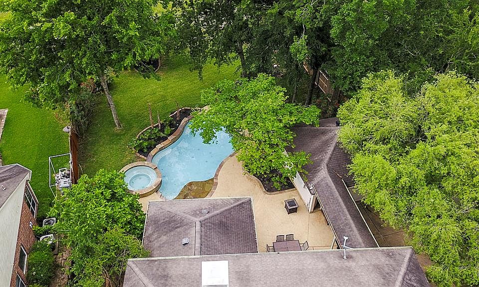 Call 9210 S Fitzgerald Way your new home....What a great lot!