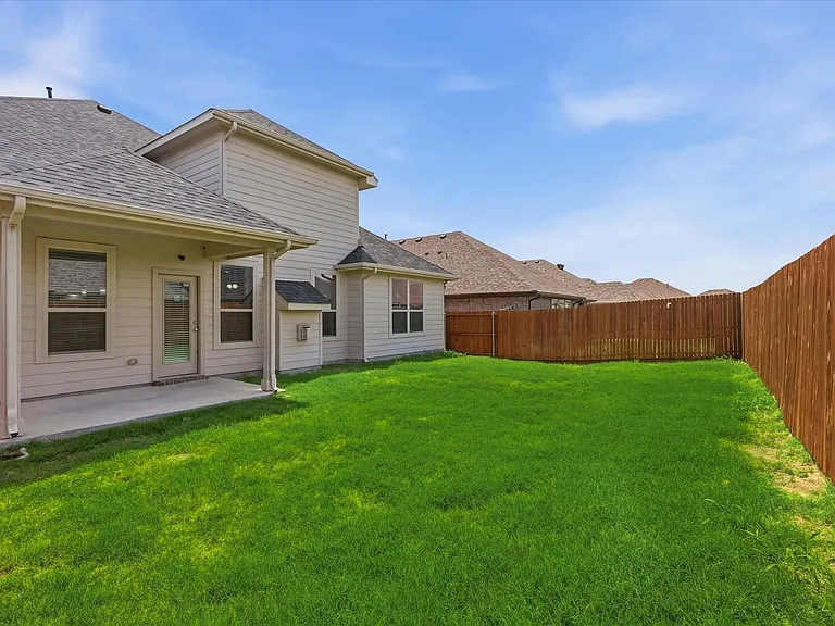 808 Bird Creek Dr — Photo 35