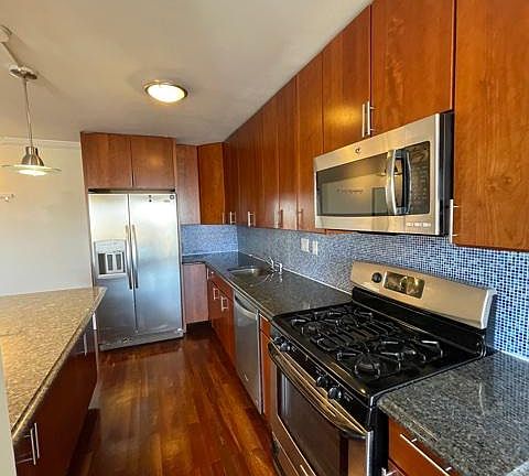 5th image of 601A Surf Ave #17H