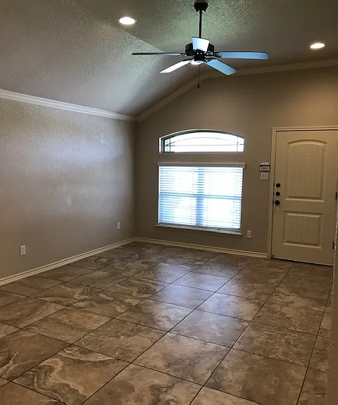 5506 Settlers Ct #B — Photo 2