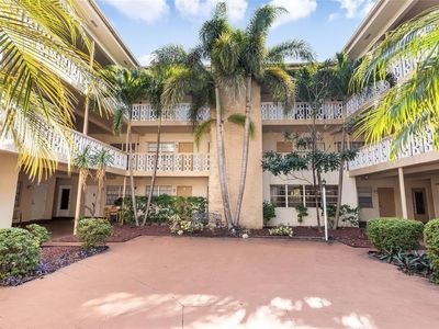 1958 Monroe Street #305, Hollywood, FL, 33020
