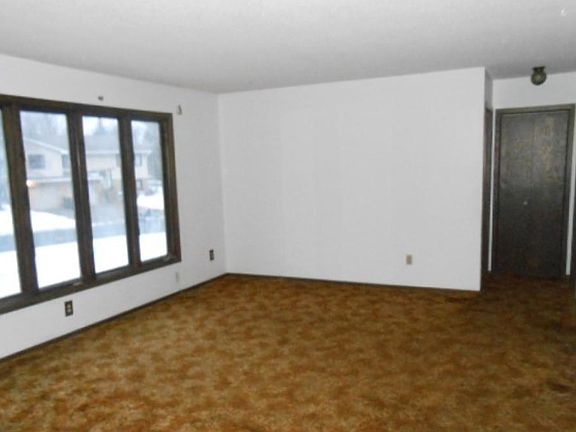 2nd image of 10875 Eagle St NW