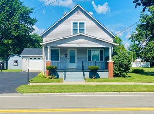 284 S Howard St, Sabina, OH 45169