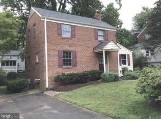9313 Linden Ave, Bethesda, MD 20814