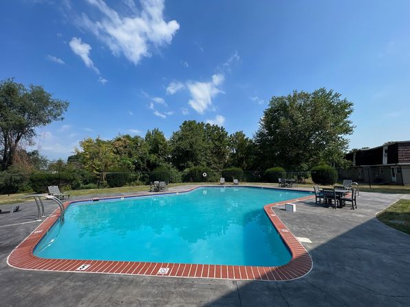 433 Piedmont Cir #3B-1BA-1000SQFT
