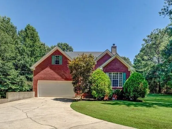 897 Lake Stone Lea Dr, Oxford, GA 30054