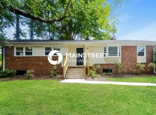 2940 Wesleyan Ln, Winston Salem, NC 27106