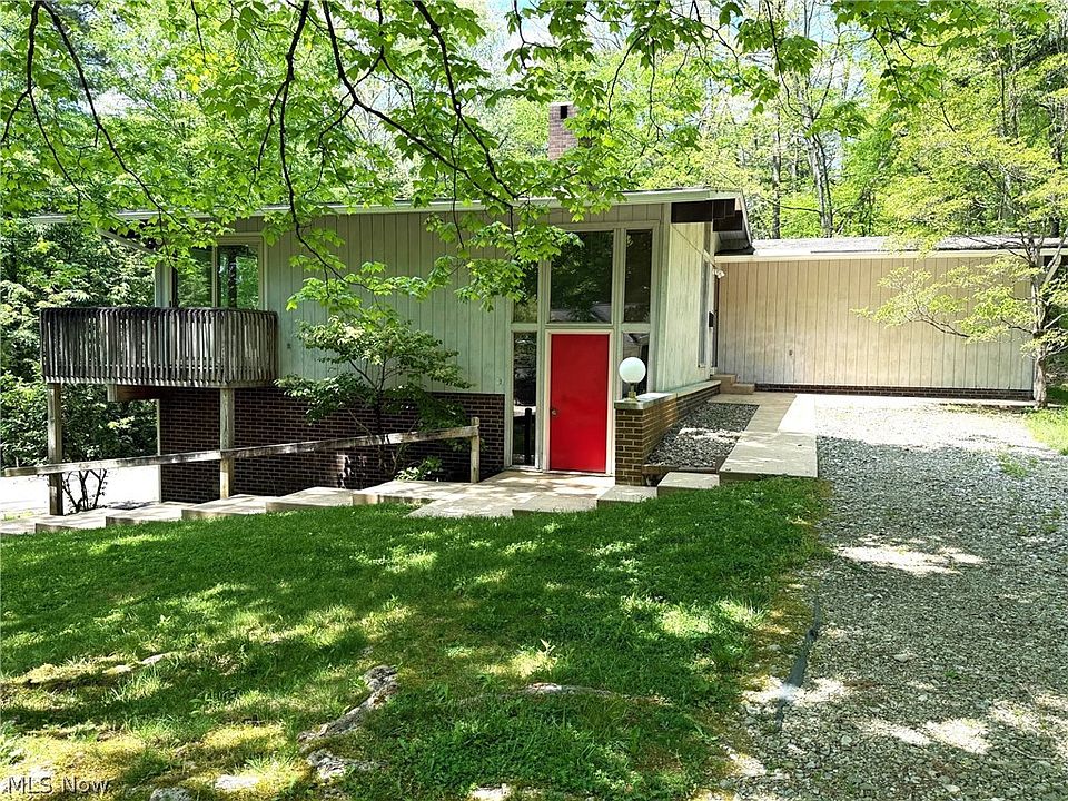 1st image of 126 Stony Creek Dr