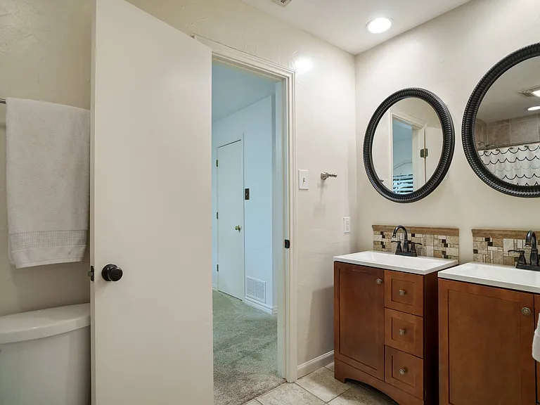 6423 Redpine Rd — Photo 25