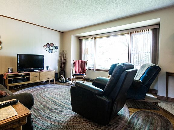 LIVING ROOM - Hardwood Floors