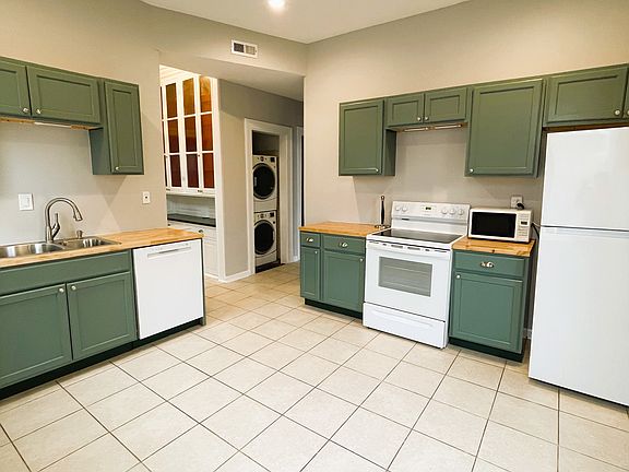 5th image of 2821 Magnolia Ave #2